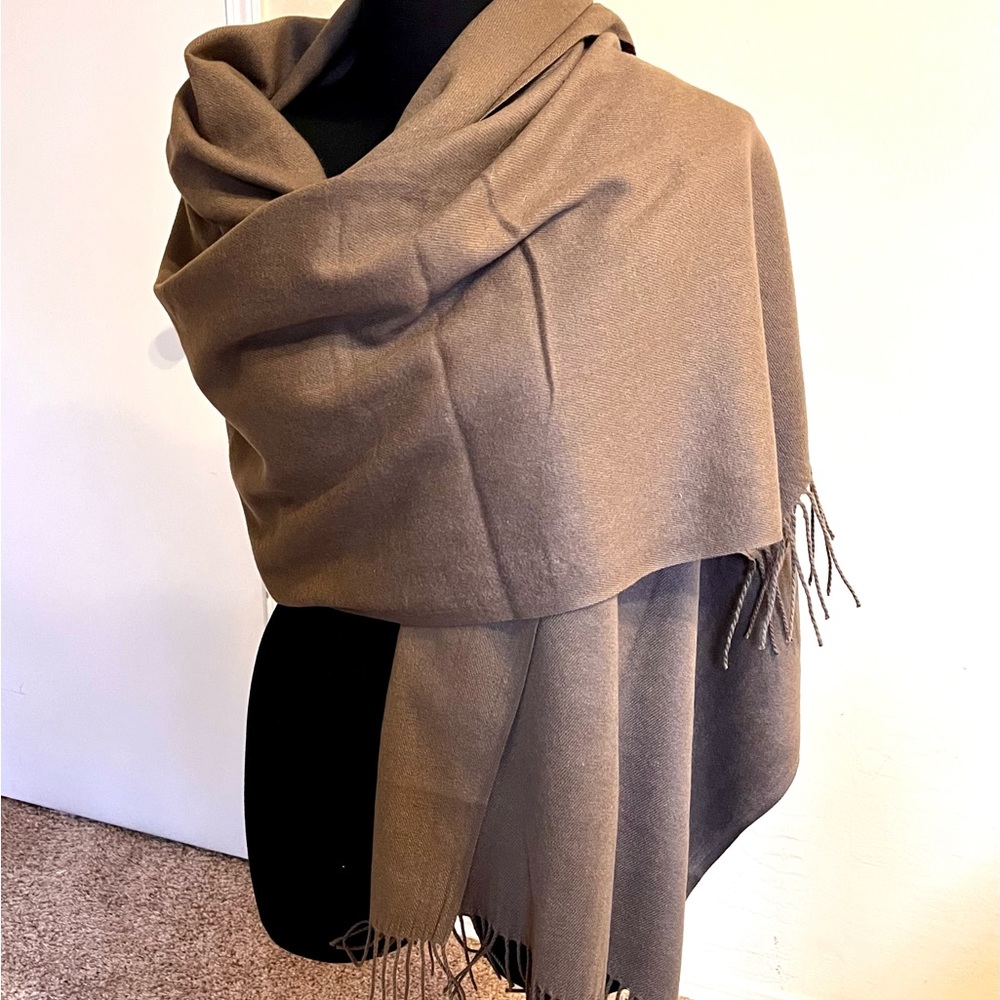 NEW Large Pashmina Super Soft Shawl/Wrap/Scarf/Stole in Polyester/Wool